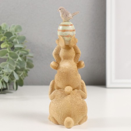 Polystone souvenir "Pyramid - Bunnies with Easter egg and bird" 8.5x6x17.5 cm-2
