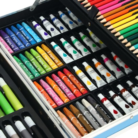 A set of drawing folding, in a blue suitcase-2