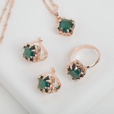 Set 3 objects: earrings, pendant, dimensionless “Edel” rhombus, green color in gold, 45 cm