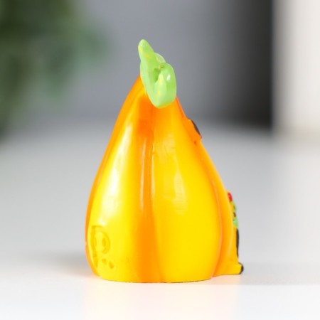 Souvenir Polystone "House - Pumpkin" 5.5x4.3x3.7 cm-1