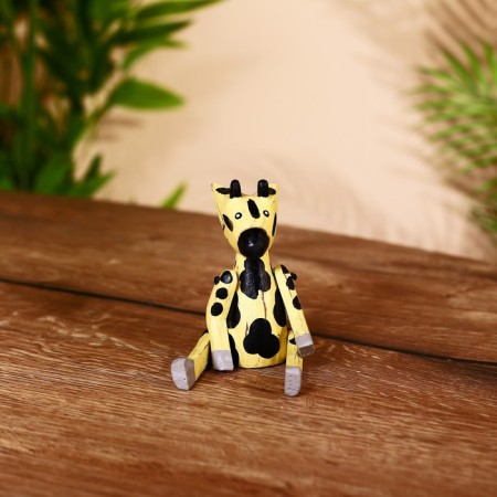 Souvenir "Girafics" hanging paws, tree 12 cm-1
