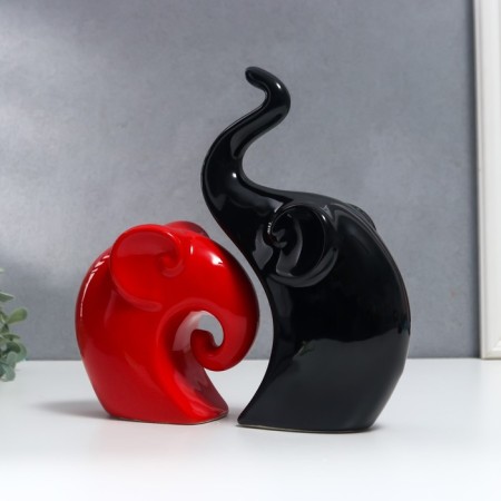 Souvenir Ceramics "Elephants Red and Black" set 2 pcs 12x12 22x13 cm-5
