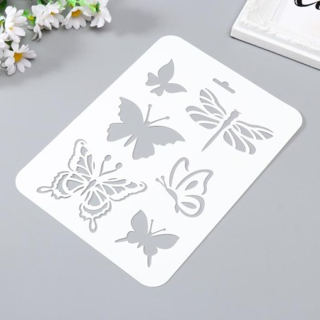 Plastic stencil "Different butterflies" 16x22 cm-1