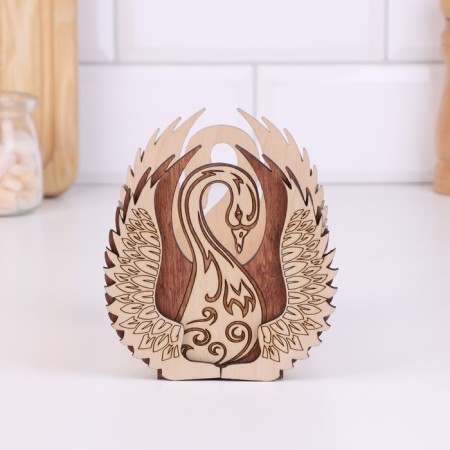 Confepe "Swan", Plyaner-1