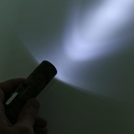 Electronic double -skinned lighter, moisture protection, with a flashlight-5