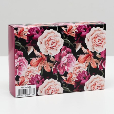 Box for sweets 6 pcs, "dark roses", 13.7 x 9.85 x 3.86 cm-3