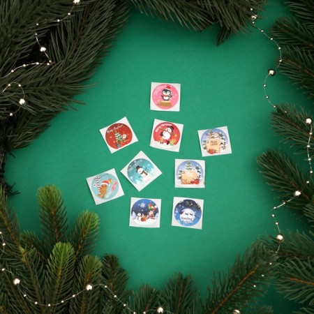 Stickers in the roll "Funny New Year", 500 pcs, 2.5 x 2.5 cm-3