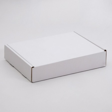 Box for pie, white, 32.6 x 22.9 x 4.8 cm