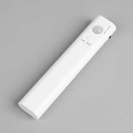 LEAZON LIGHTING LED tape with a motion sensor 2 m, IP65, SMD2835, 60 LED/m, 4HAAA, 3000k-6