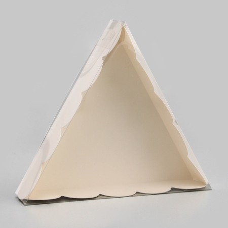 White cookie box, triangular 18 x 18 x 4 cm