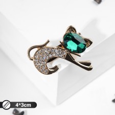 Brooch 