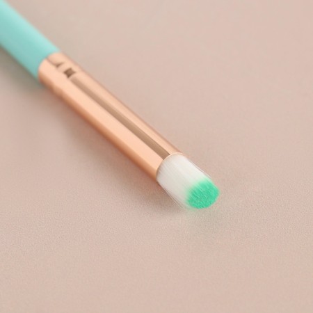 Set of makeup brushes, 7 objects, turquoise color-5