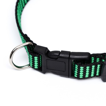 The collar of the corrugated, 40 x 1.5 cm, black-green-6