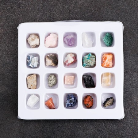Collection of minerals, 20 pcs, 13x12 cm-2