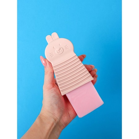 Silicone brush for manual washing of the share, the color is pink-5