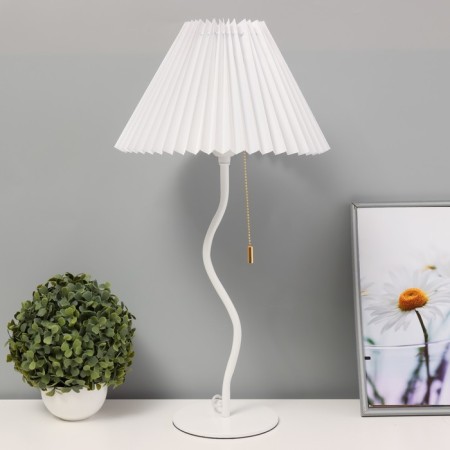Laut's table lamp 1HE27 15W Color: White