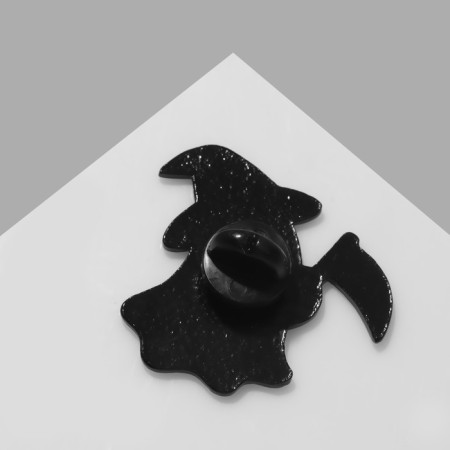 The "Ghost" icon with a scythe, white-orange color in ferrous metal-1