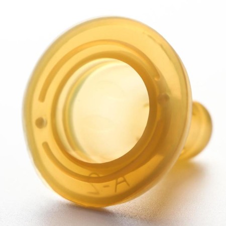 A nipple for a bottle, +3 months, medium stream, classic throat 35mm.-4