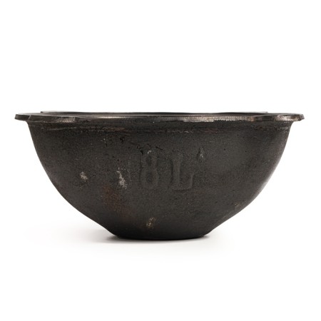 Kazan cast -iron, 8 liters, flat bottom, aluminum cover-2