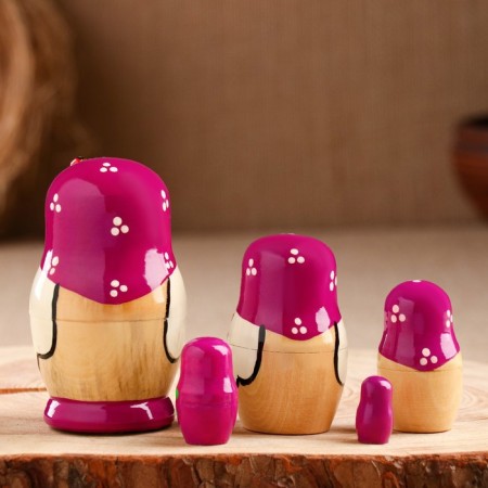 Matryoshka "God's cow", purple scarf, 5 puppet, 9-11 cm-1