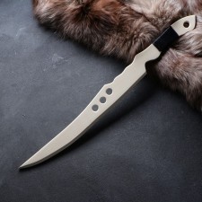 The souvenir weapon 