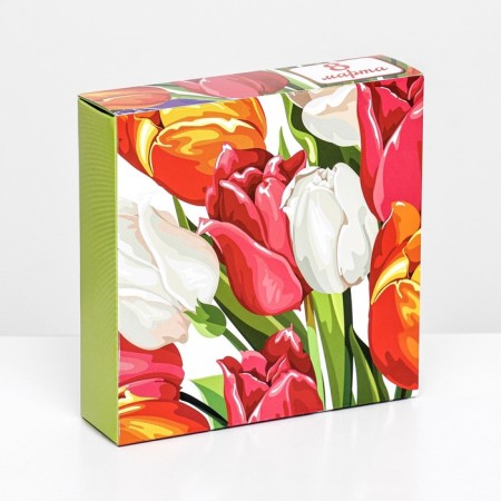 Box for 9 sweets with a shell, "March 8" 13.8 x 13.8 x 3.8. Confectionery packaging-1