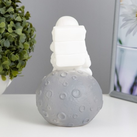 Night-night "Cosmonaut on the Moon" LED from 3xlr44 batteries white-black 10x10x17 cm-4
