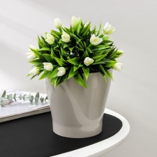 Kashpo for flowers with an insert 