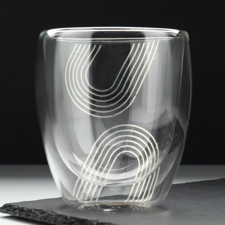 A glass with double walls "Geometry", 300 ml-1