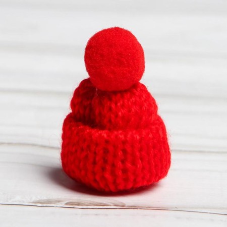 Knitted hat with a pompom, set of 5 pcs., Red color-1
