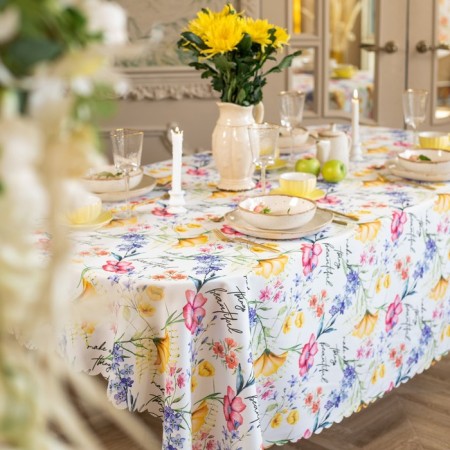 The tablecloth "Make All Things Beautiful" 145x180 cm, 100% p/e-1