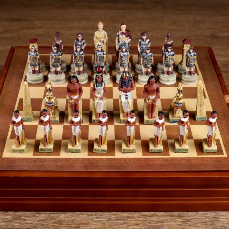 Chess souvenir "Battle for Egypt", h king-8 cm, pawns-6 cm, 36 x 36 cm