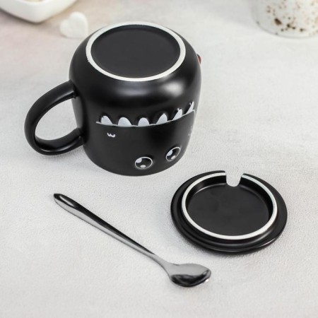 Ceramic mug with a lid and a spoon "Zubastik", 480 ml, color mix-2