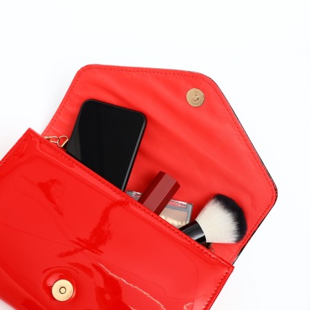 Back-clate on the valve, the color is red-9