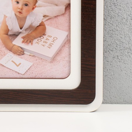 Photo frame LHDF "Family House" 33x33 in 3 photos 10x15 cm, col. Wenge-white (plastic screen)-1
