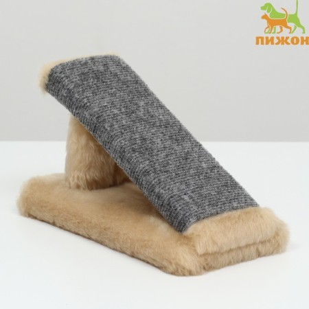 Clawing "Gorka" mini-version, 29 x 14 x 14 cm, carpet, light brown