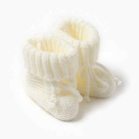 Set for discharge of baby I (blanket-convert, bow, overalls, booties, cap), milk-5