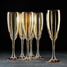 Set of glasses 