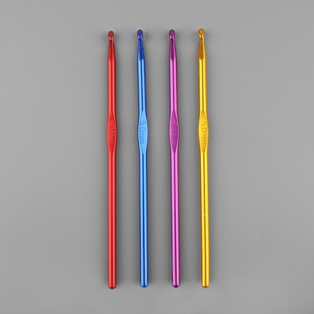 Knitting hook, d = 5 mm, 15 cm, color mix-4