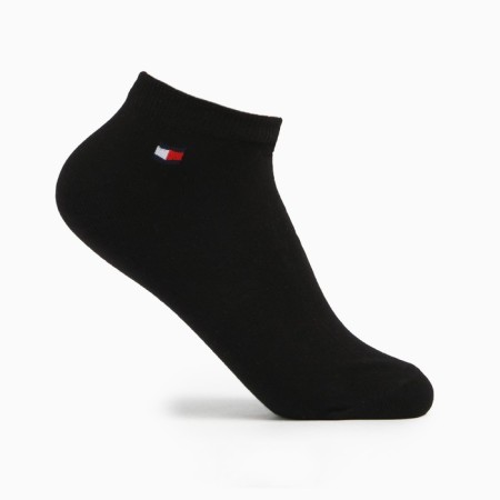 The socks are short, the color is black, size is 25-27 (40-42)