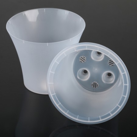 A pot with a liner d = 15, h = 13 "City"-2