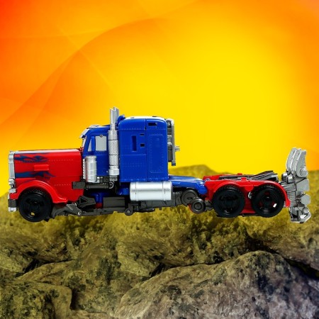 The leader "Leader" is transformed, with metal elements-7