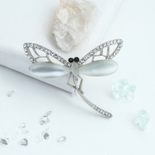 Brooch 