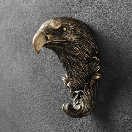 Figure hook "Eagle" bronze 7x6x11cm-1