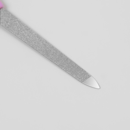 Metal peel-trimmer for nails, curly handle, with a protective cap, 17 cm, color mix-3