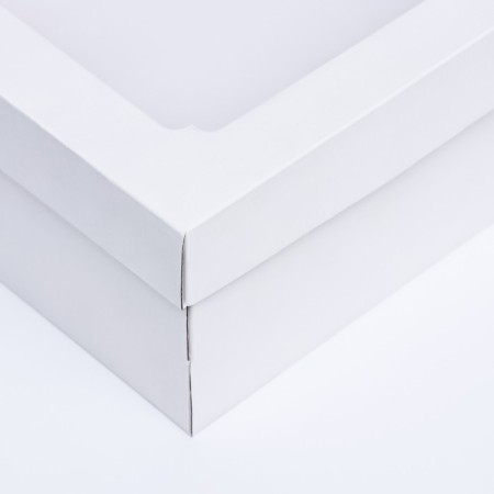 Self -charged box, with a window, white, 30 x 30 x 12 cm-3