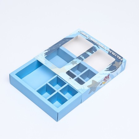 Box for 8 sweets + chocolate, with a window, "February 23" 17.7 x 17.8 x 3.8 cm-3
