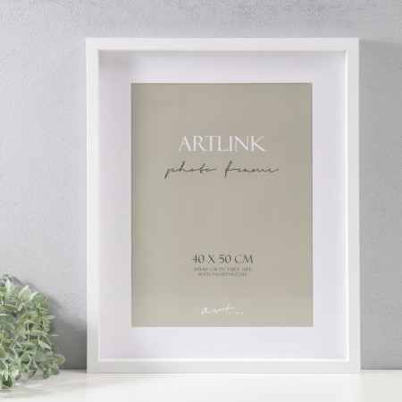 MDF photo frame "Valerie" 40x50 cm with a paspartm 30x40 cm, white (plastic screen)-1
