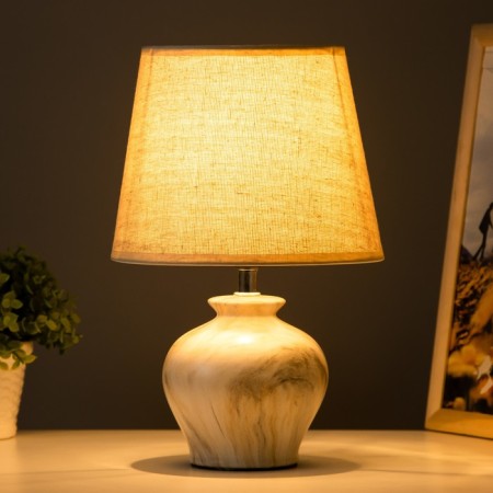 Board lamp "KUMP" E14 40W white-brown 20x20x30 cm Risalux-1
