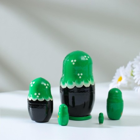 Matryoshka "God's cow", green dress, 5 puppet, 10-12 cm-15